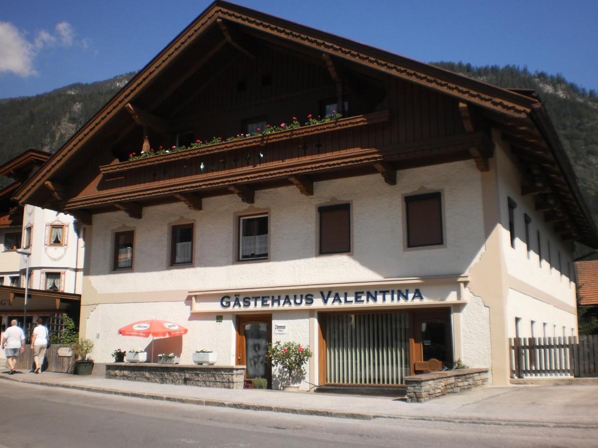 Gaestehaus Valentina Mayrhofen Eksteriør bilde