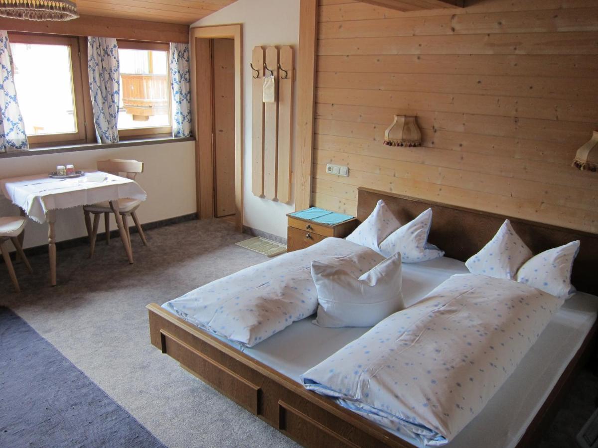 Gaestehaus Valentina Mayrhofen Eksteriør bilde